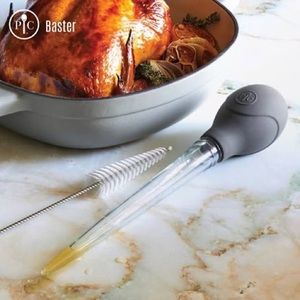 Pampered Chef blaster with cleaning brush